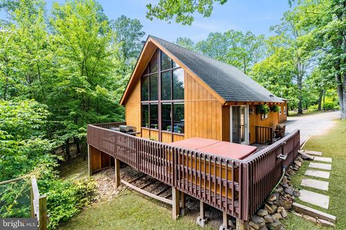 362 Trapper Ridge Ln, HEDGESVILLE, WV, 25427-6151 | Card Image