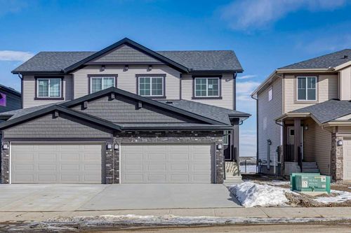 83 Southbow Village Way, Cochrane, AB, T4C3J9 | Card Image