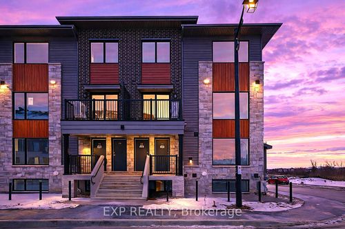 1116 Creekway Pvt, Ottawa, ON, K2T0S9 | Card Image