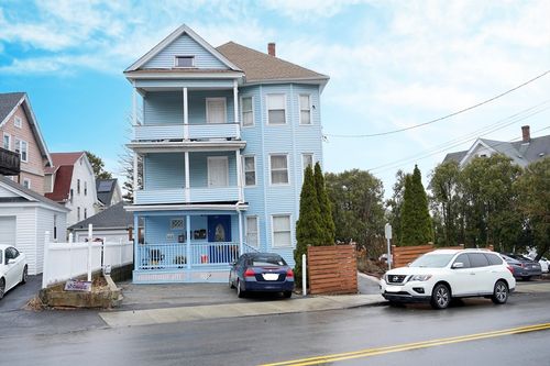 109 Ferry St, Lawrence, MA, 01841-2182 | Card Image