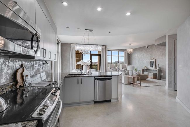 Great views from every angle | Image 7
