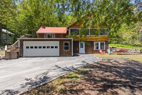 22 Heniger Park Rd, Otisfield, ME, 04270-7401 | Card Image
