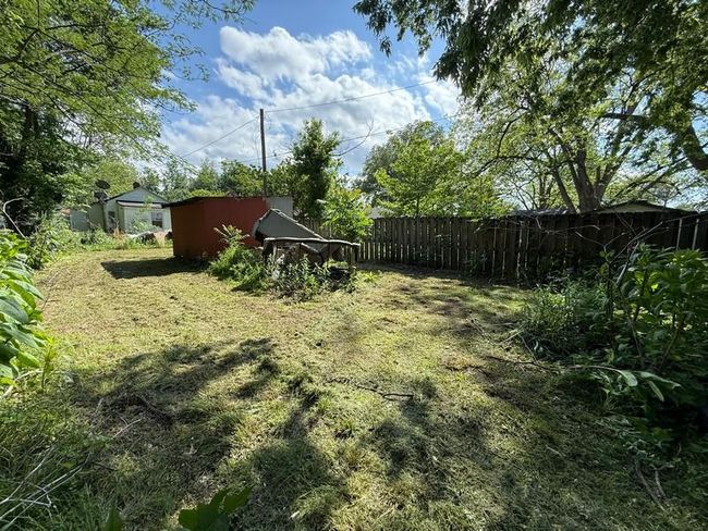 View of yard | Image 22