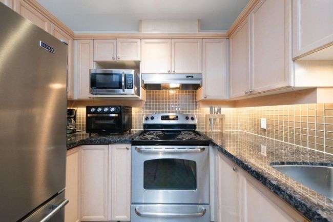 401 - 5500 Andrews Road, Condo with 2 bedrooms, 2 bathrooms and 2 parking in Richmond BC | Image 9