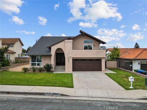 10540 Dora St, Sun Valley, CA, 91352-2807 | Card Image
