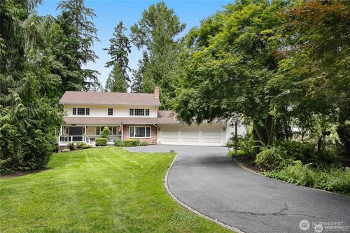 12925 206th Ave Ne, Woodinville, WA, 98077-7652 | Card Image