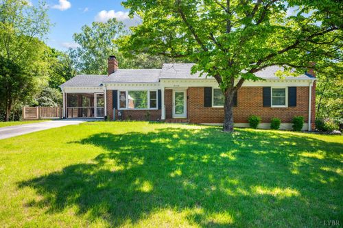 2416 Castle Pl, Lynchburg, VA, 24503-2902 | Card Image