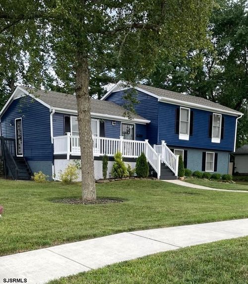 650 Chicago Ave, Egg Harbor City, NJ, 08215-2110 | Card Image