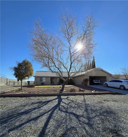 5941 Doubletree Rd, Pahrump, NV, 89061-8277 | Card Image