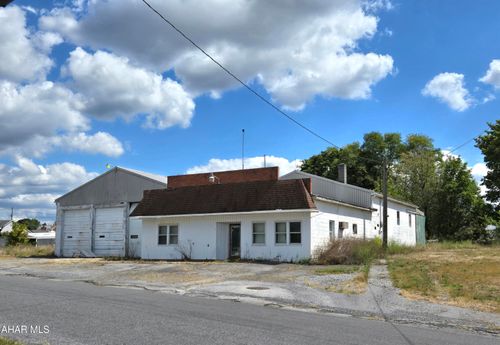 315 S Nicodemus St, Martinsburg, PA, 16662 | Card Image
