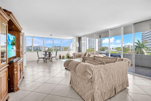 512-11 Island Ave, Miami Beach, FL, 33139-1320 | Card Image