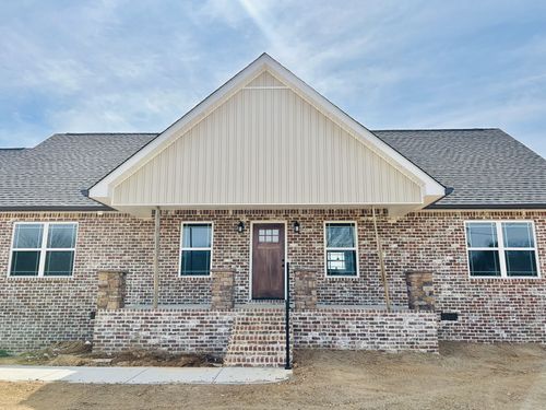 405 Randall Ln, Manchester, TN, 37355-4231 | Card Image