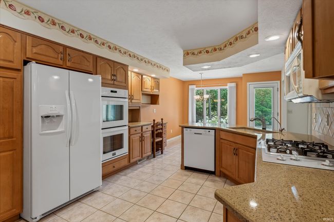 1722 Cobblestone Blvd, Condo with 3 bedrooms, 3 bathrooms and null parking in Elkhart IN | Image 12