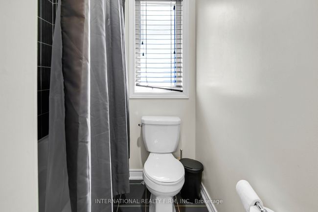 133 Hatton Garden Rd, House other with 4 bedrooms, 4 bathrooms and 4 parking in Woodbridge ON | Image 35