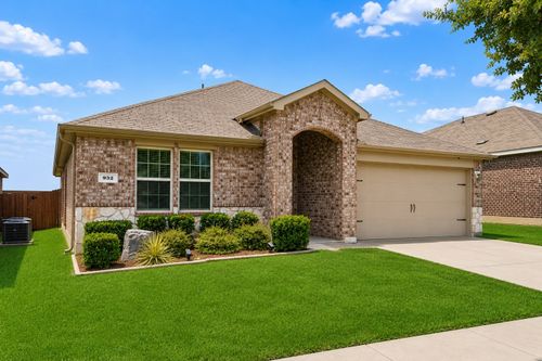 932 Juno Ln, Denton, TX, 76209-7731 | Card Image