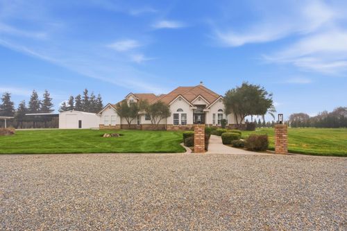 5460 Kilroy Road, Hilmar, CA, 95324 | Card Image