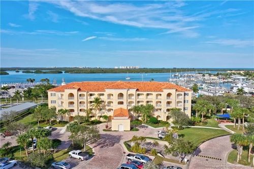 e-104-38 Harbour Isle Dr E, Fort Pierce, FL, 34949-2790 | Card Image