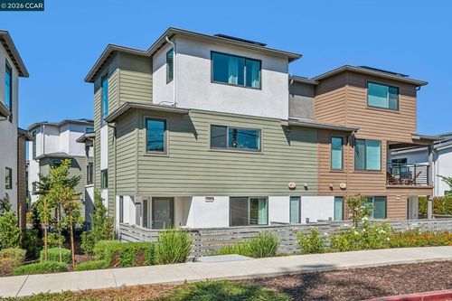 132 Pioneer Ave, Walnut Creek, CA, 94597-2719 | Card Image