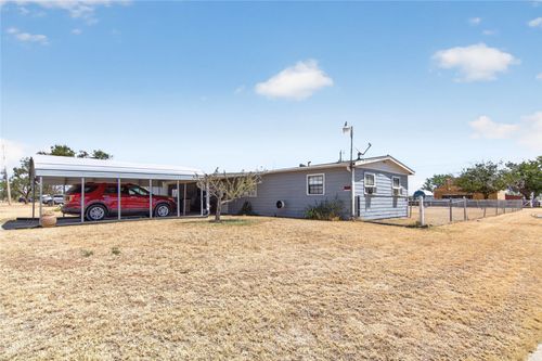 1331 Avenue G, Anson, TX, 79501-4521 | Card Image