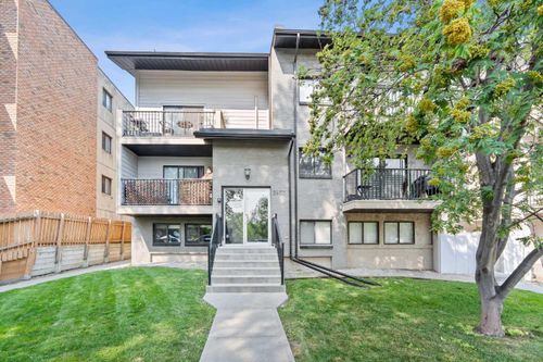 2-2407 17 St Sw, Calgary, AB, T2T4M9 | Card Image