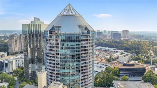 apt-3302-3338 Peachtree Rd Ne, Atlanta, GA, 30326-1473 | Card Image