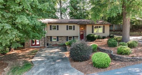 1524 Holly Cir, Wilkesboro, NC, 28697-2623 | Card Image