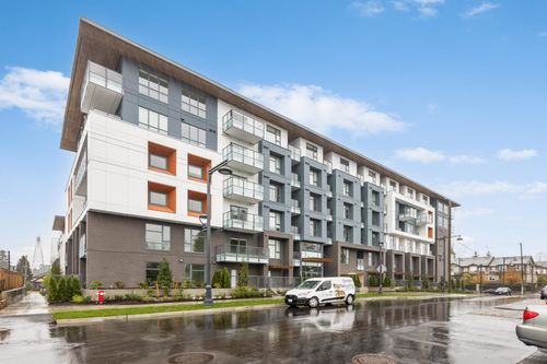 w614-10828 139a St, Surrey, BC, V3R0H3 | Card Image