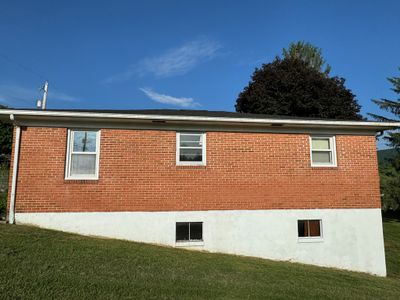 360 Harman Street, House other with 3 bedrooms, 2 bathrooms and 1 parking in North Tazewell VA | Image 3