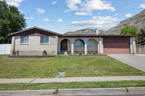 1571 Cherokee Dr, Pleasant Grove, UT, 84062-3311 | Card Image
