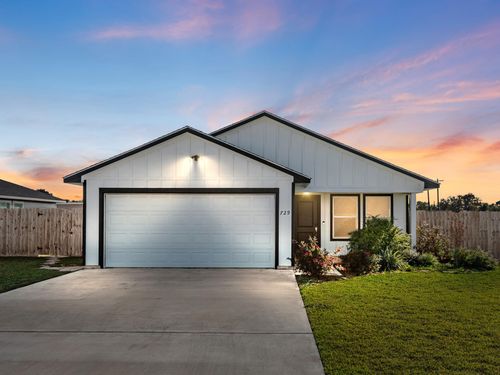 729 Flycatcher Dr, Palacios, TX, 77465-2155 | Card Image