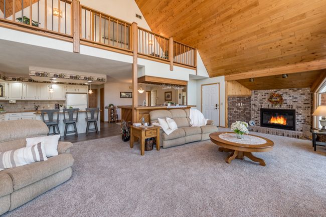 43388 N Oakcrest Ln, House other with 3 bedrooms, 2 bathrooms and 3 parking in Zion IL | Image 5