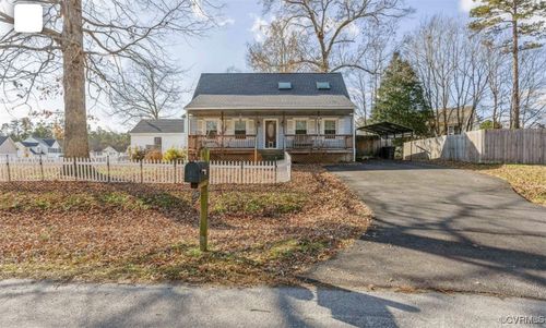 15952 Sandwave Road, Chester, VA, 23831 | Card Image