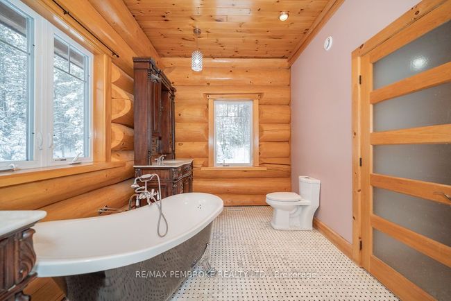 2467 Darling Rd, House other with 4 bedrooms, 4 bathrooms and 6 parking in Clayton ON | Image 29