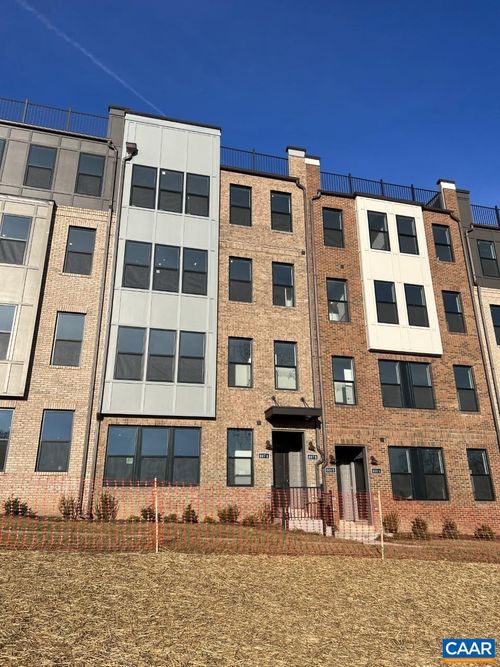 a-807 Wesley Ln, CHARLOTTESVILLE, VA, 22911-8315 | Card Image