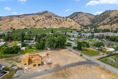 20 Robert Davis Ln, Cashmere, WA, 98815-7007 | Card Image