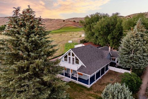 747 S Hoytsville Rd, Coalville, UT, 84017-9738 | Card Image