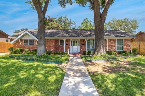 4620 Ridgemont Rd, Haltom City, TX, 76117-2172 | Card Image