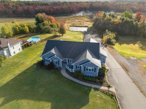 111 Highway 2, Enfield, NS, B2T1C8 | Card Image