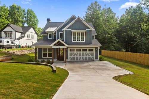 18 Boyd Dr, Travelers Rest, SC, 29690-9409 | Card Image