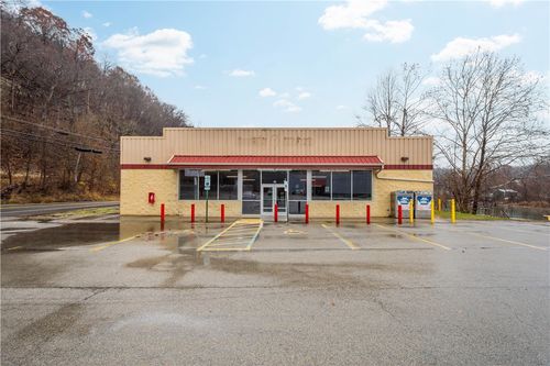 26 Front St, Millsboro, PA, 15348-1015 | Card Image