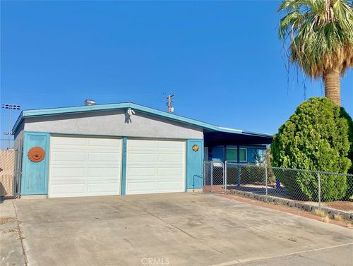 5971 Rose Ellen Ave, 29 Palms, CA, 92277-2171 | Card Image