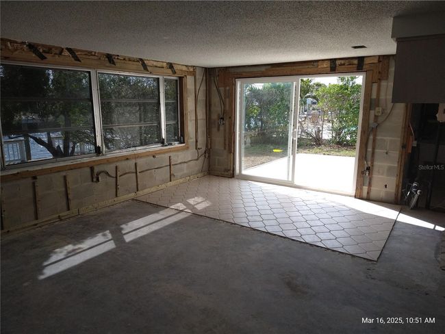 13610 Claudia Dr, House other with 3 bedrooms, 2 bathrooms and null parking in HUDSON FL | Image 16