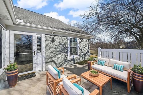 7156 Hedge Lane Ter, Shawnee, KS, 66227-5514 | Card Image