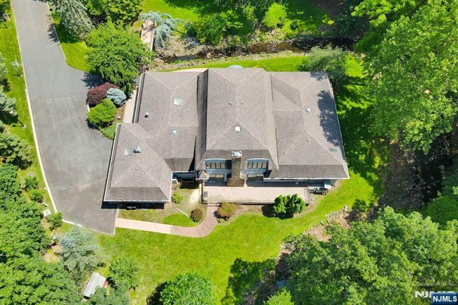 326 Ridge Rd, House other with 4 bedrooms, 4 bathrooms and null parking in Cedar Grove NJ | Image 46