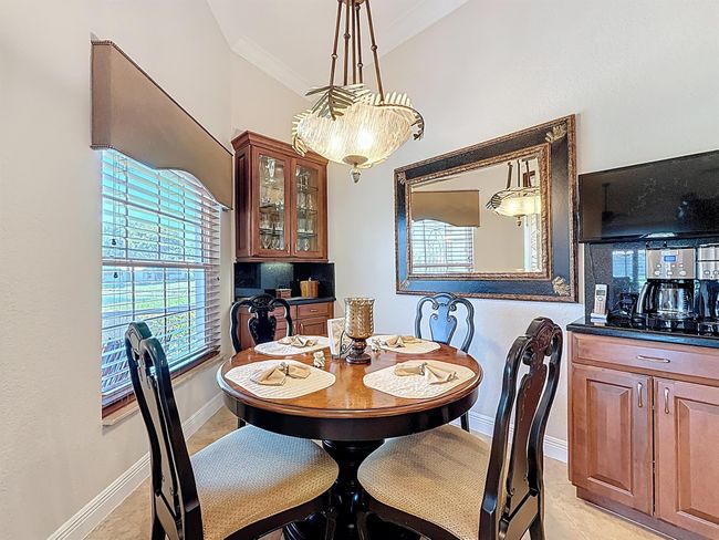 12110 Napoli Ln, Condo with 3 bedrooms, 2 bathrooms and null parking in Boynton Beach FL | Image 9