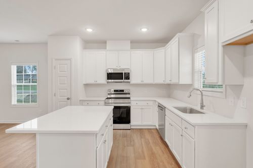 101 Centennial Ln, Columbia, TN, 38401-5454 | Card Image