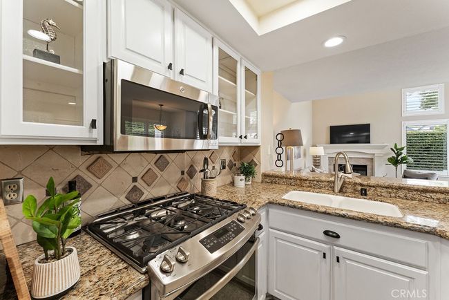 77 Fallingstar, Condo with 2 bedrooms, 3 bathrooms and 1 parking in Irvine CA | Image 13