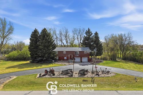 2090 N Grass Creek Rd, Casper, WY, 82604-1838 | Card Image