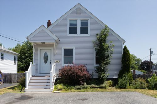 46 Irving St, North Providence, RI, 02904-4752 | Card Image