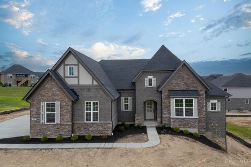 513 Shawn Dr, Monroe, OH, 45050-2613 | Card Image